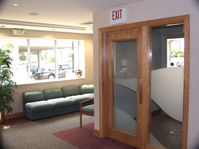 Just on the other side of the entrance you'll find our light and airy waiting area.